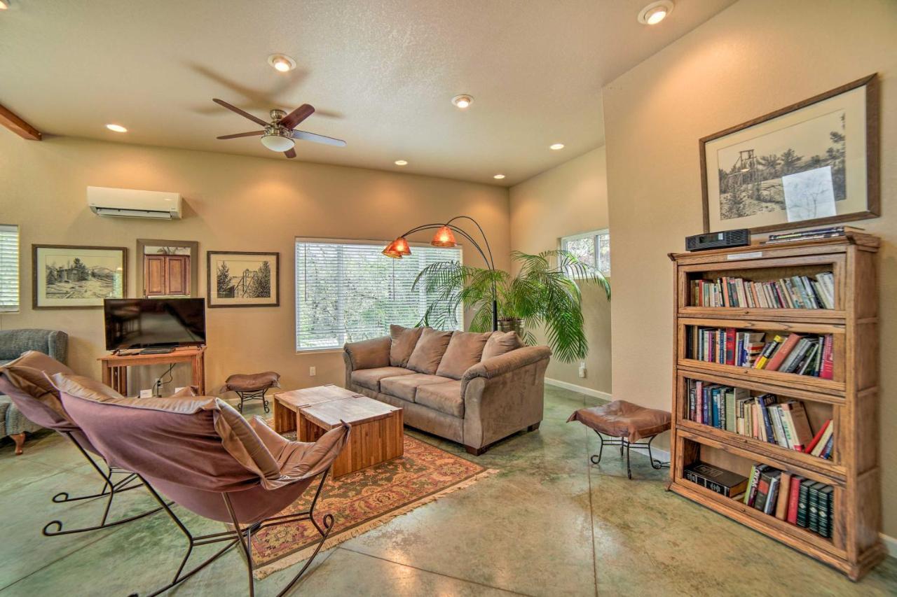 Hilltop Loft Ukiah Vacation Rental! Eksteriør bilde
