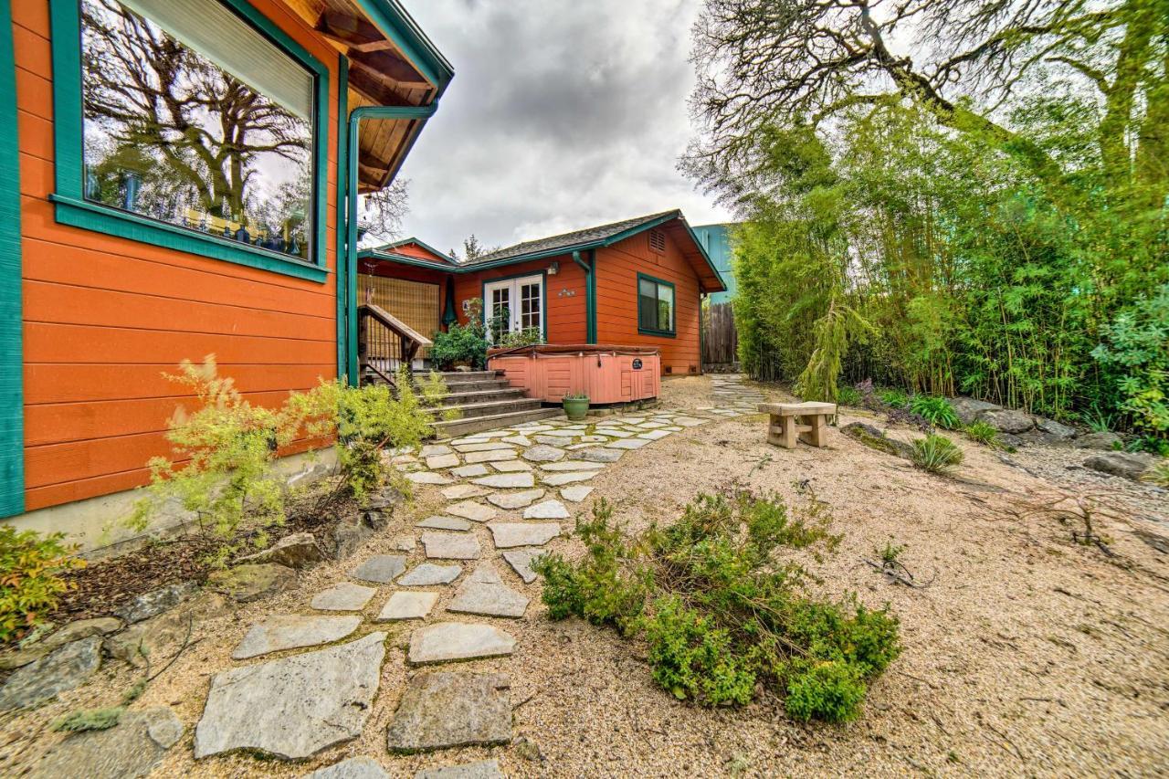 Hilltop Loft Ukiah Vacation Rental! Eksteriør bilde